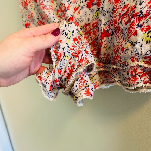 Free People Floral Micro Shorts Size Small Layered Tiered Red White Colorful - Picture 4 of 8